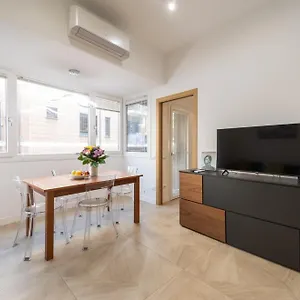 https://casa-camilla-1.it-romehotels.com